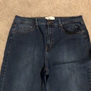 COPY - Mudd flx stretch high rise jean legging. Size 17